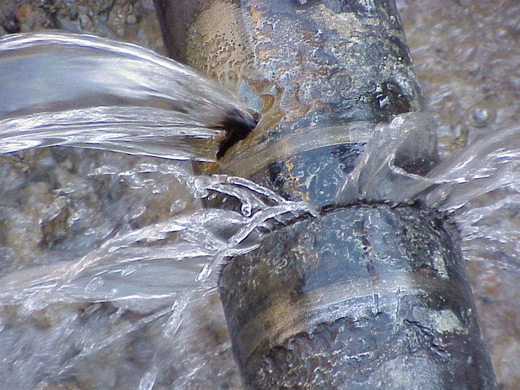 Local plumber Airport West leaking pipes