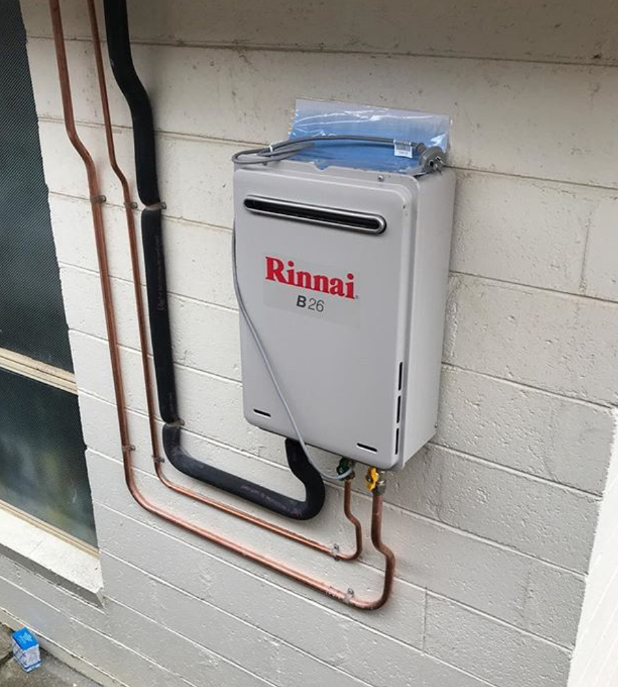 Hot water system plumber near Keilor East